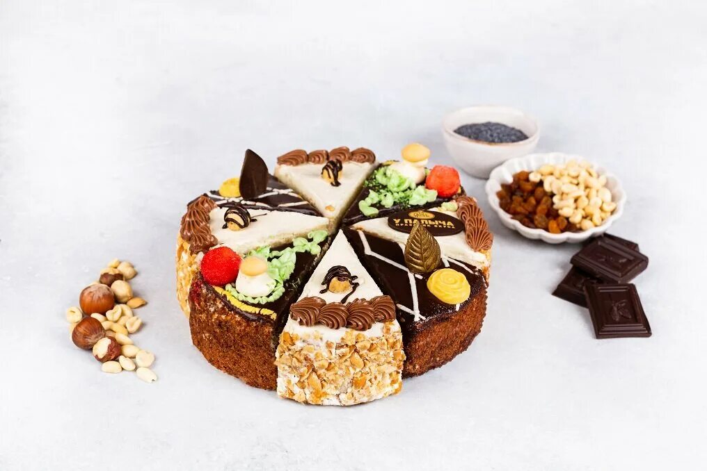 торт у палыча ассорти 1. торт у палыча сливочная птичка классическая 600 г. торт у палыча лесная поляна. торт от палыча восточная сказка. пироги ассорти.