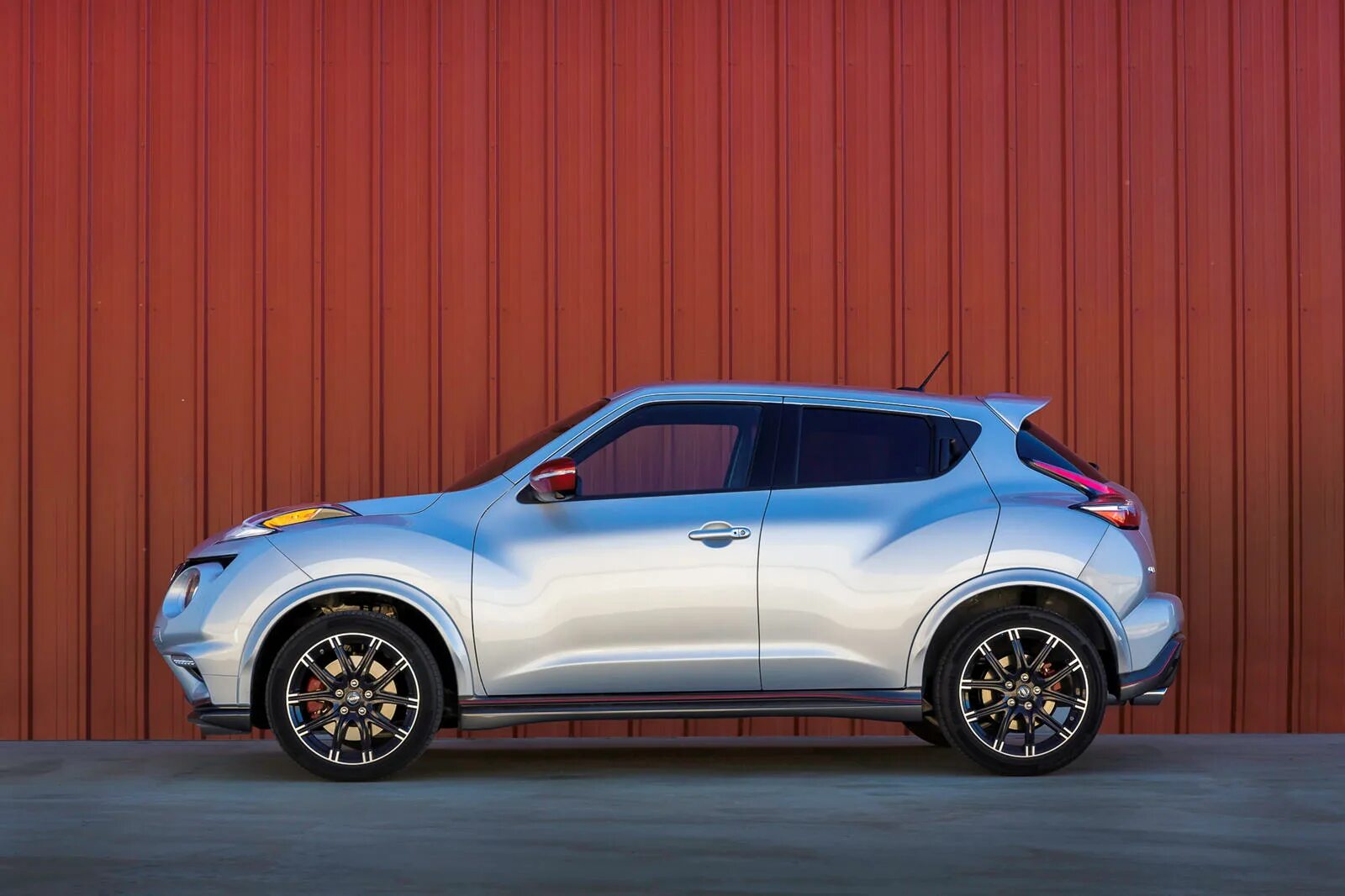 Ниссан жук полный. Nissan Juke Nismo 2015. Nissan Juke Nismo RS 2015. Ниссан Жук нисмо 2015. Nissan Juke Nismo RS.