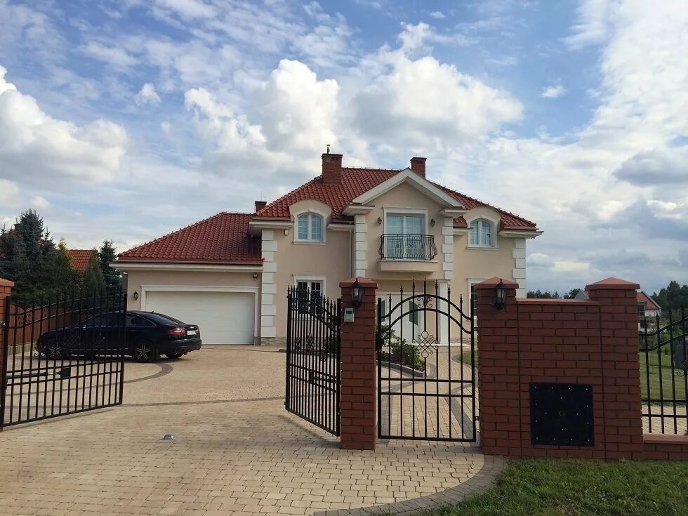 Жк магнат. Магнат магнат гостевой лермонтово. Магнат у дома. Домашний магнат. Домашний магнат.