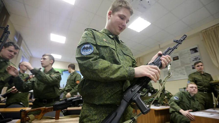 Замена военного. Военная Кафедра в вузах. Военная подготовка в вузах. Военная подготовка студентов. Подготовка военных кадров.