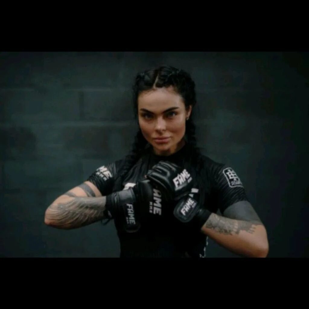 Камила смогулецки. Камила смогулецкая юфс. камила смогулецка zusje боец mma.