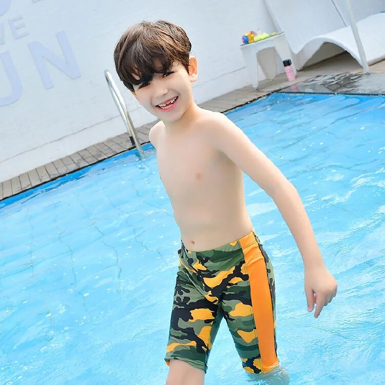 Child dick. Купальный костюм для мальчика. Купальник для мальчиков для плавания. Купальный костюм для мальчика 11 лет.