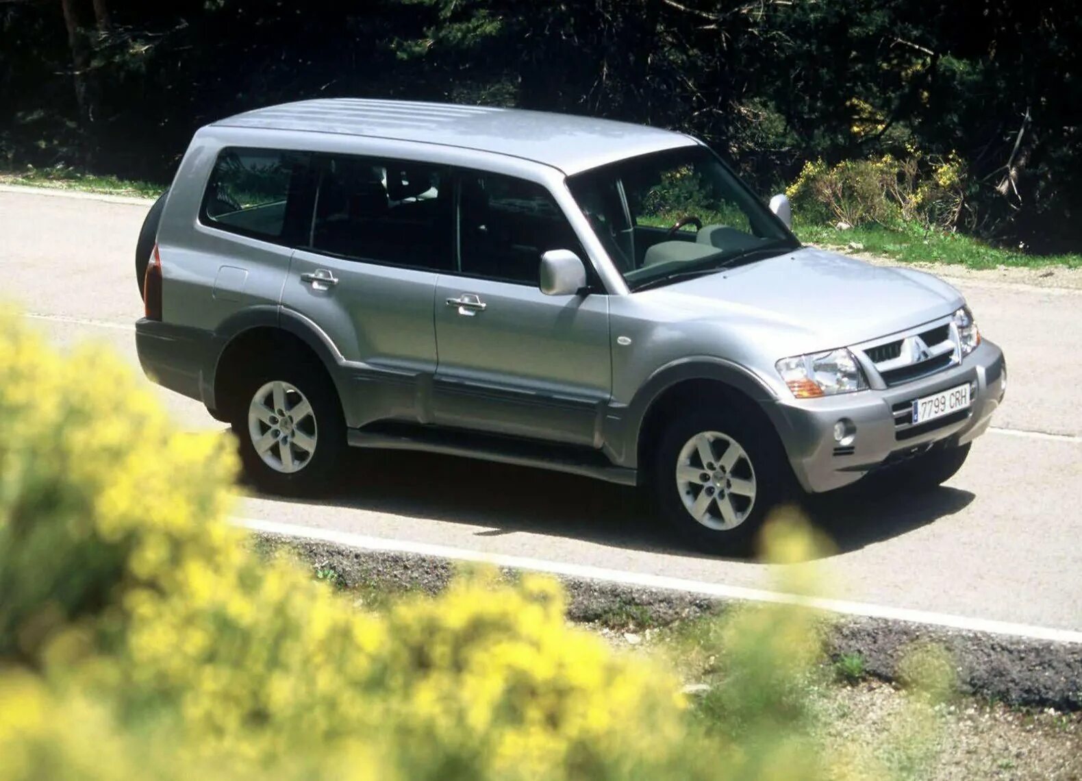 Mitsubishi montero 3. 5. Митсубиси монтеро 3. Митсубиси монтеро 2000. Mitsubishi montero sport 3.