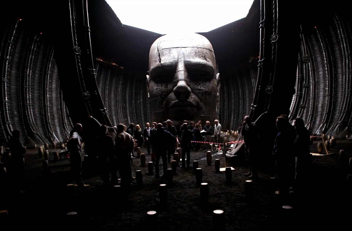 Прометей 2015. Прометей доктор холлоуэй. Прометей фильм 2012 шарлиз терон. Прометей фильм 2012. Прометей кино корабль.