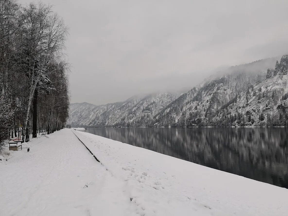 снег дивногорск. набережная дивногорска зимой. снег дивногорск. зимний дивногорск набережная. снег дивногорск.