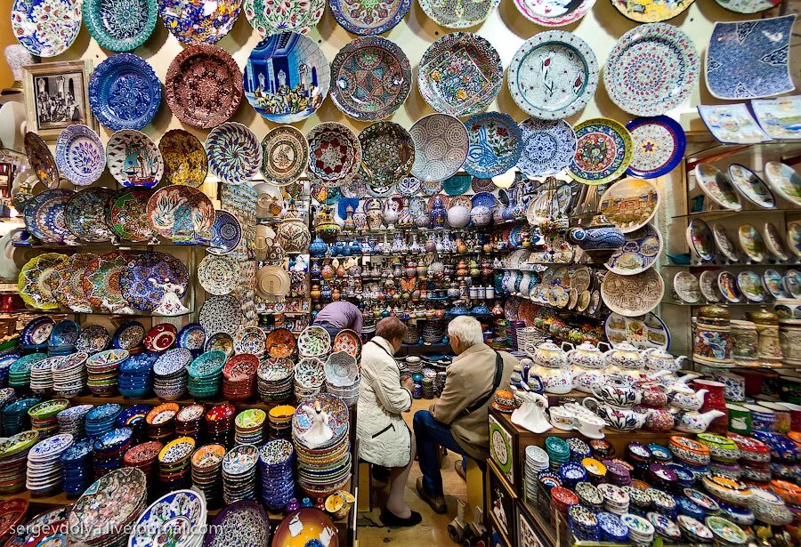 Что купить в баку. Гранд базар Турция. Турецкие сувениры. Турция сувениры рынок. Турецкий сивинири.