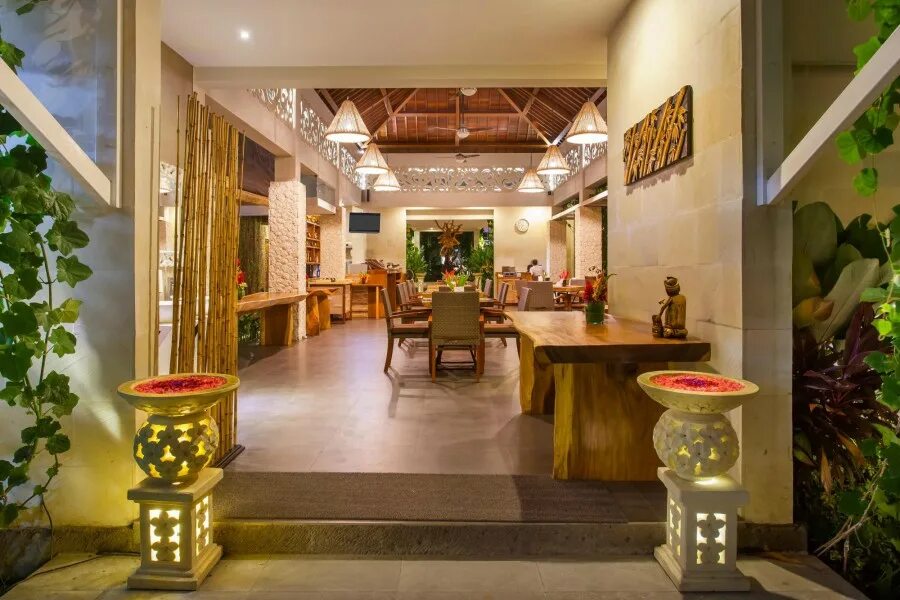 Lumbini Luxury Villas and Spa Bali. Бали спа нижний