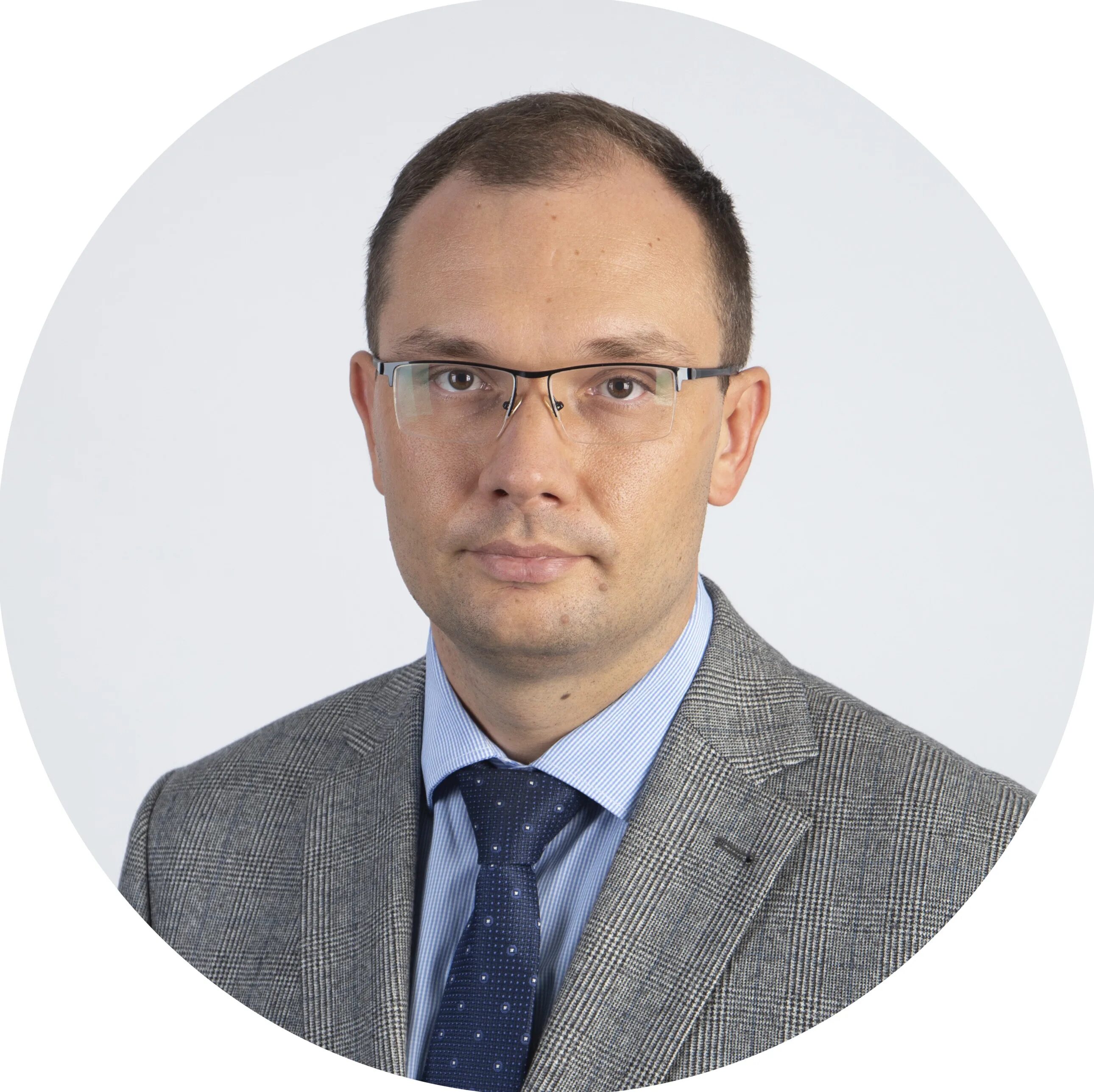 Проректор по социальной. Главный художник оренбурга наталья бровко. Станислав игоревич мгимо. Управление социальных коммуникаций и новых медиа огу гончарова. Проректор по социальной.