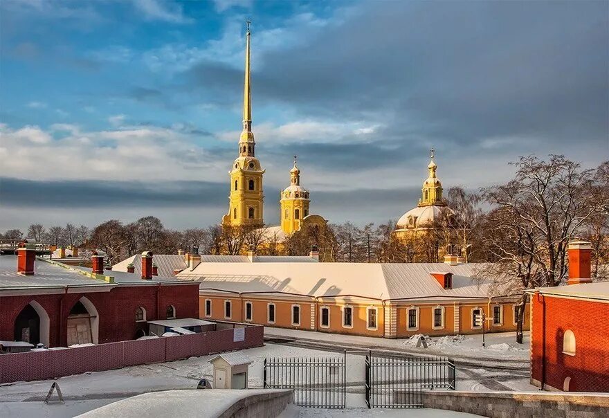 Как работает петропавловская крепость. Петропавловская крепость в санкт-петербурге. питер петропавловская крепость. соборная площадь петропавловской крепости. петропавловская крепость в санкт-петербурге зимой.
