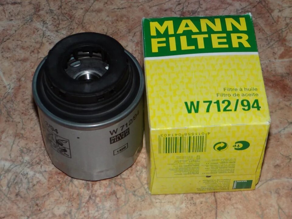Фильтр масляный на Фольксваген поло 1.6. W712/94 Mann. Фильтр масляный Mann w71294. Масляной фильтр Volkswagen Polo 712 94.