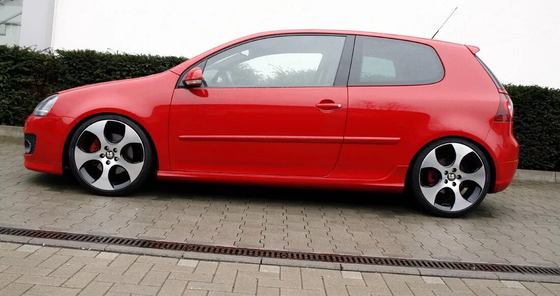 VW Golf 5 GTI колеса. Фольксваген гольф 5 GTI. Диски Golf GTI r19. Диски Golf 4 GTI. Купить гольф колесо