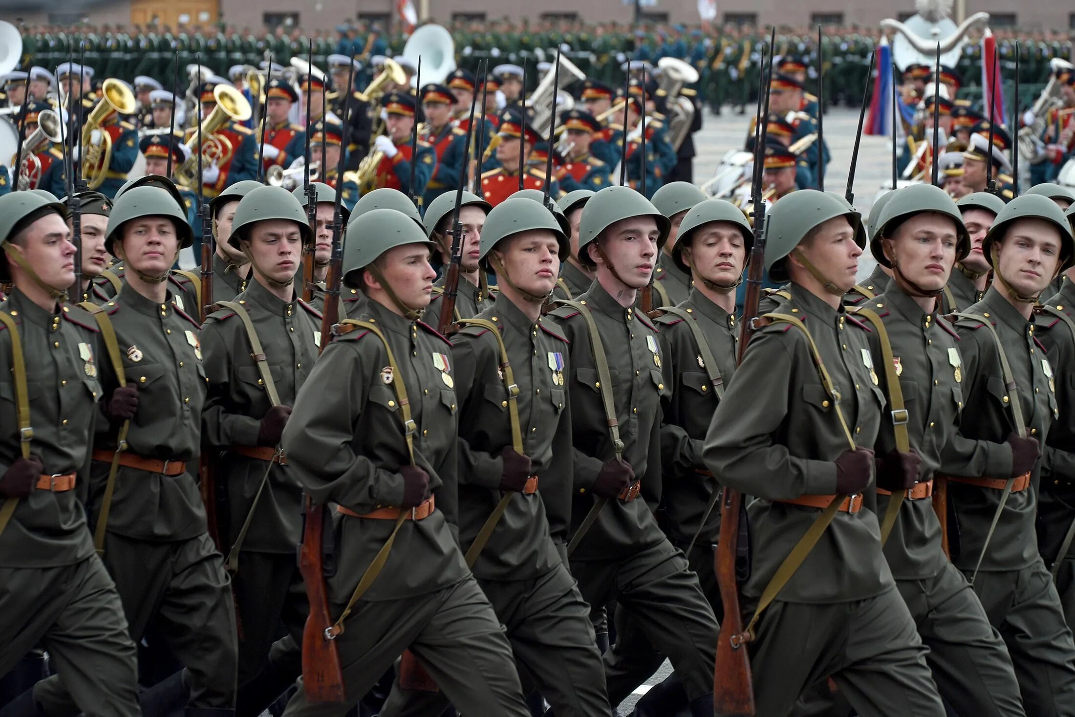 Рота исторический. Военный парад. День Победы парад. День Победы парад 2021. Рода войск на параде.