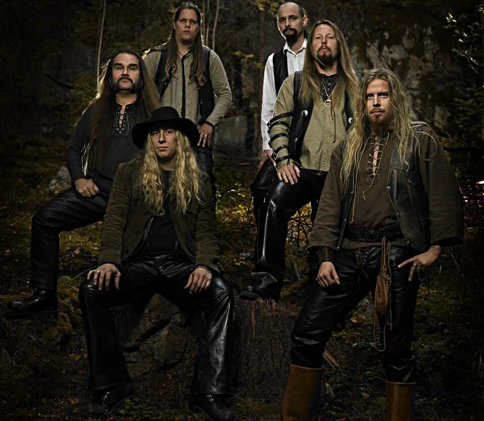 Метал группы финляндии. Группа Korpiklaani. Korpi. Korpiklaani рок группа. Группа Korpiklaani дискография.