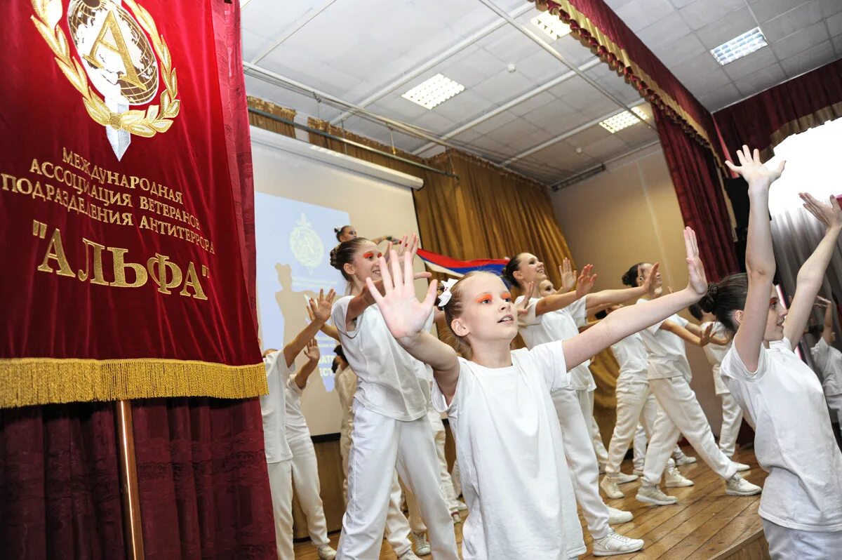 школьники на военных сборах. военные сборы мфти шаталовой. московские сборы. фк динамо 2. патриотический клуб.