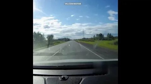 Лобовое стекло 2022