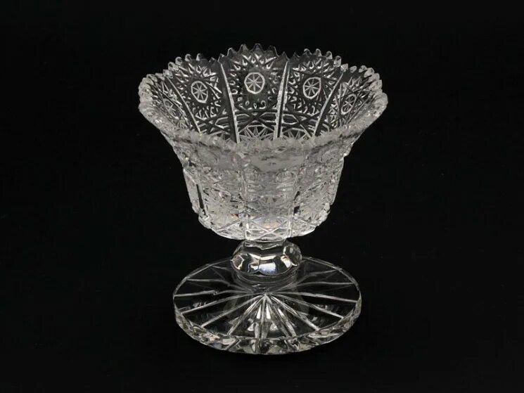 Хрустальные бокалы glasspo. Чешский хрусталь снежинка ваза. Фруктовница снежинка хрустальная. Хрусталь снежинка glasspo ваза. Хрусталь снежинка.