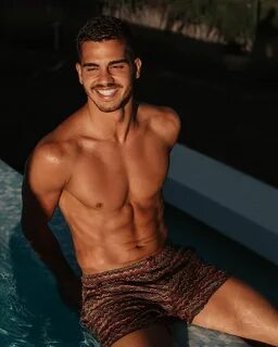 Soccer Guys, Football Boys, Swimwear Aesthetic, Latino Men, Beautiful Men F...