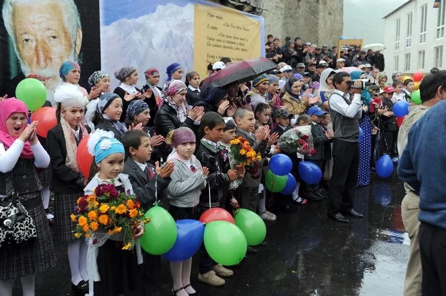 Погода в буцра. Буцра Дагестан. Селение Буцра Хунзахский район. Село Буцра школа. Село новый Буцра.