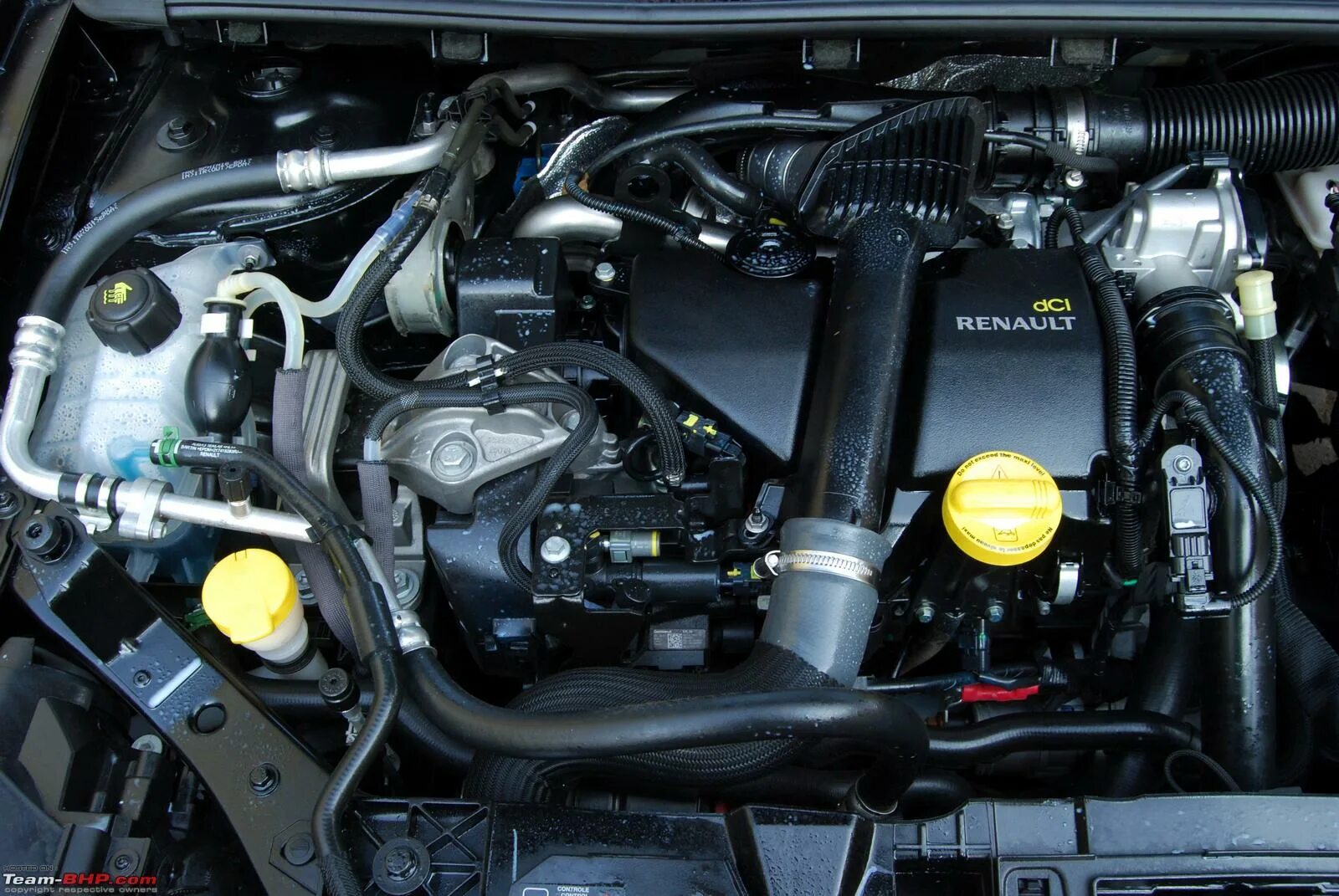 1.5 DCI Renault. Меган 3 1.5 DCI мотор. Рено Флюенс дизель. Рено Меган 2 1.5 DCI.