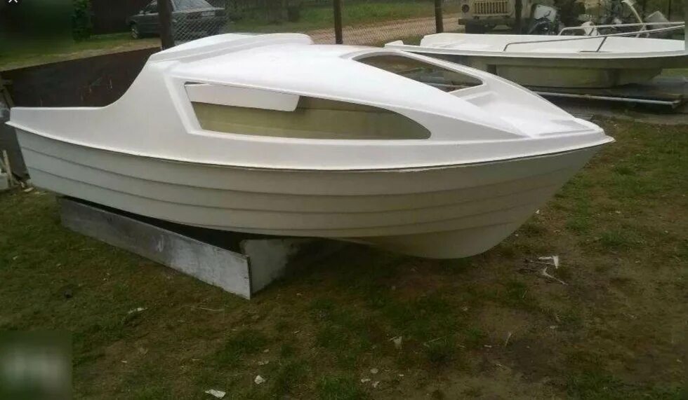 Поставить катер. Яхта своими руками. Самодельный каютный катер. Самодельная лодка. Кит набор для постройки катера.