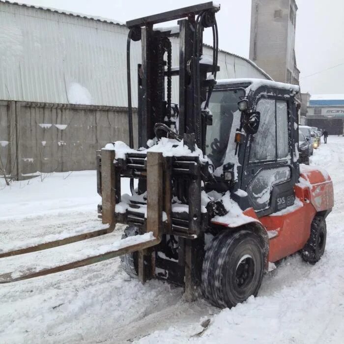 Погрузчик аренда санкт петербург. Автопогрузчик Toyota 02-7fda50v3000). Арендовать погрузчик город Свободный. Погрузчик в Питере. Услуги погрузчика Глазов.