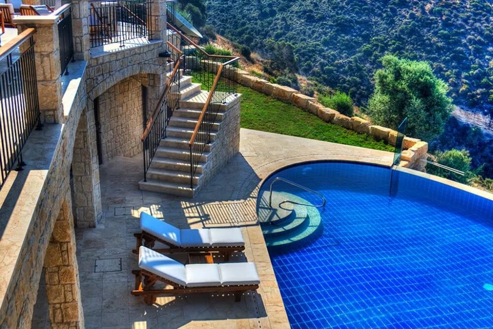 Афродайт Хиллс Кипр. Aphrodite Hills Holiday Residences. Aphrodite Hills Resort Cyprus. Песочная площадка Афродит Хилс.