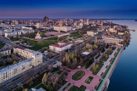 Корыстен город