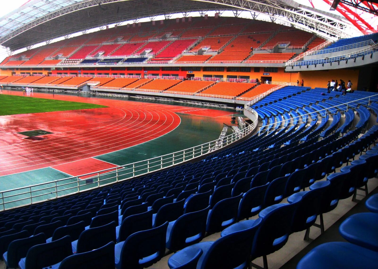 Zibo Sports Center Stadium. Huangpu Sports Center Stadium. Стадион казино. Стадион олимпийского спорткомплекса города Циньхуандао.