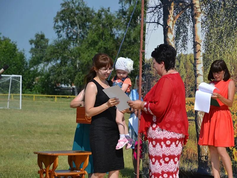 Погода в новополтаве алтайского края. Степной Маяк Ключевского района Алтайского края. Новополтава Ключевской район Алтайский край. Село Новополтава Ключевского района.