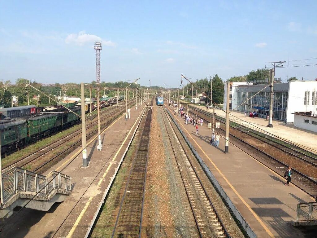 Opinion of Zelenodoltsev: what is better to do at the Green Dol station a tran