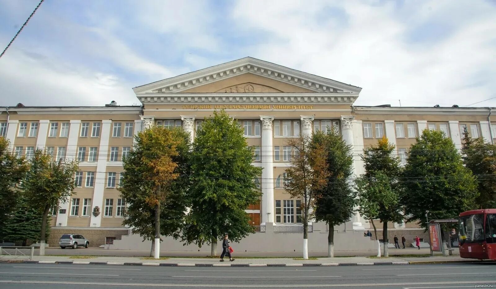 Тульский гуманитарный институт. Тульский гуманитарный институт. Ленина, 92. Тульский гуманитарный институт. Тульский государственный университет логотип.