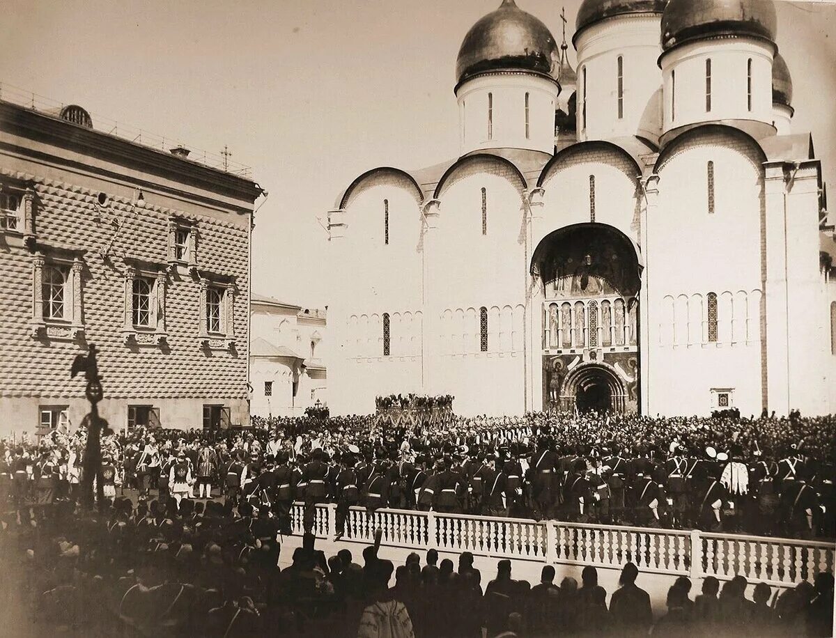 Бал 29 декабря 1896 г. Коронация Николая "2 в Москве в 1896. Коронация Николая 2 Ходынское поле. Коронация Николая 2 в Успенском соборе.