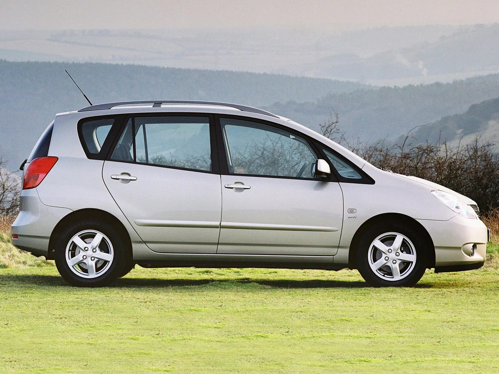 Карола версо. Toyota corolla verso. toyota corolla verso 2001. тойота королла версо 2002. toyota verso 2002.