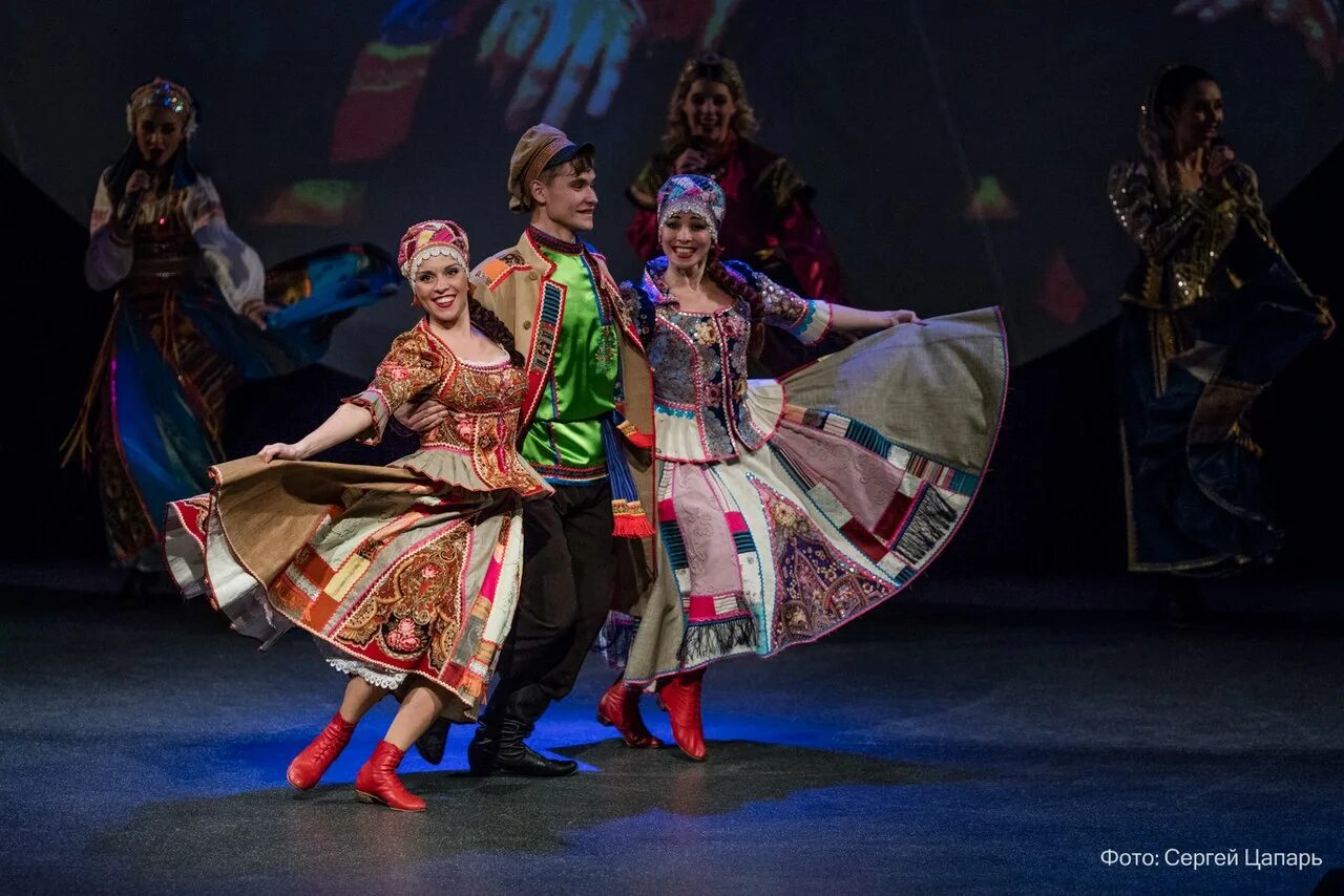 театр песни и танца забайкалье афиша. театр песни и танца забайкалье. театр песни и танца. фолк-ансамбль забайкалье елена михайлова. забайкалье ансамбль чита.