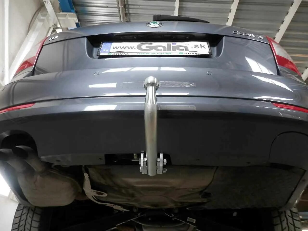 Фаркоп на шкоду а5. Фаркоп octavia a5. фаркоп skoda octavia a7.