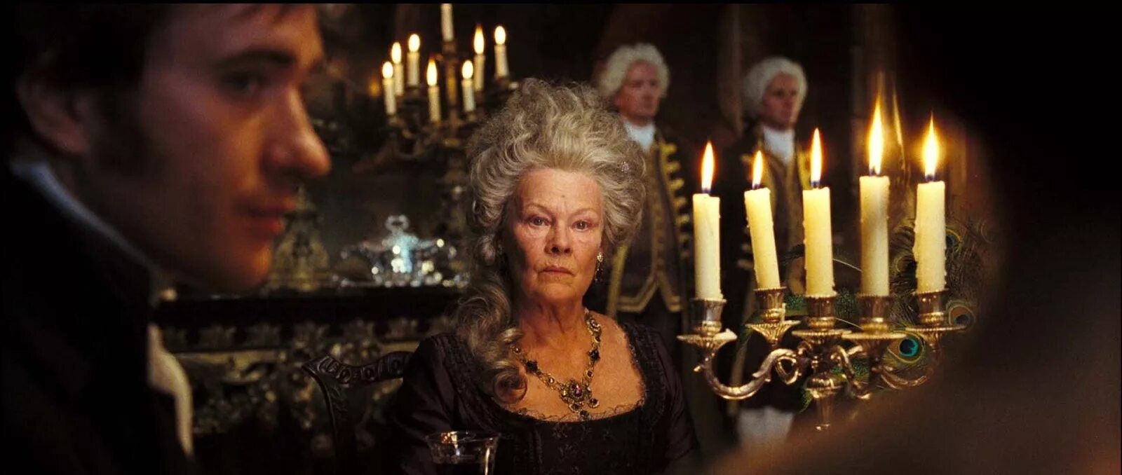 Леди кэтрин де бург. Леди кэтрин де бёр гордость и предубеждение 2005. Леди джуди денч. Леди кэтрин де бёр. Леди кэтрин де бёр гордость и предубеждение 2005.