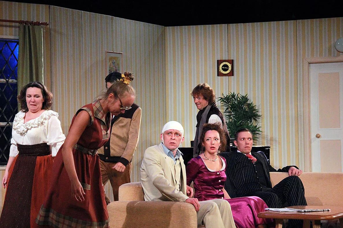 спектакль бывшие санкт петербург