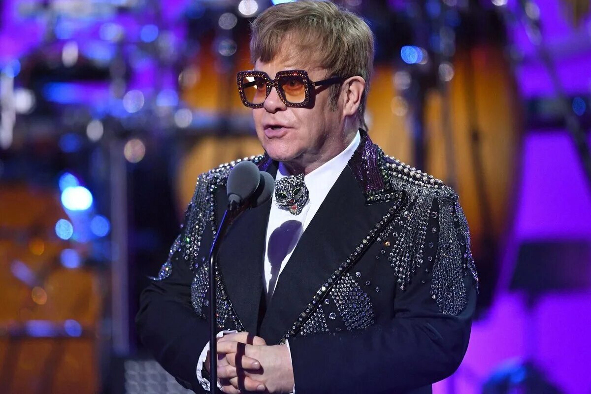 Элтон джон википедия. Элтон Джон. Elton John Элтон Джон. Elton John 2022. Элтон Геркулес Джон.