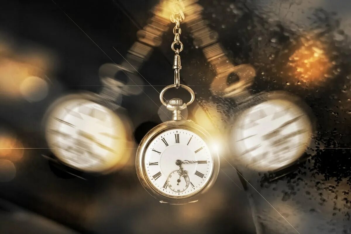 Механизм часов. Часы остановились. Часы замедляют свой ход. Тайм-менеджмент. Летающие часы.