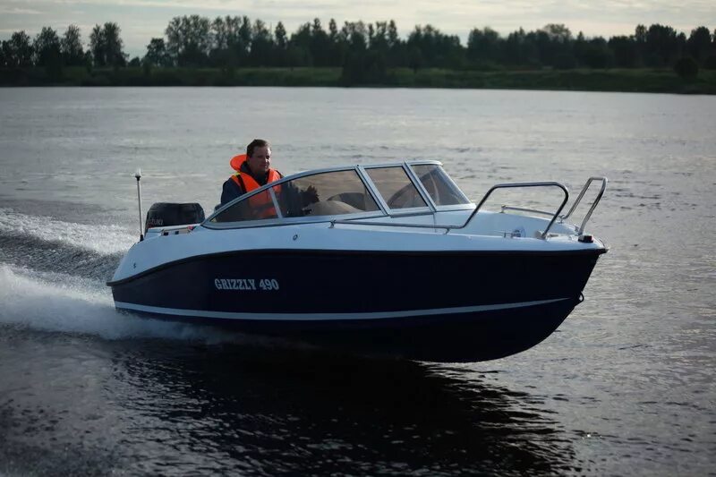 Grizzly катера 680. Катер grizzly 860. Катер гризли 600 кабин. Катер grizzly 520 ht. Катера гризли бу.