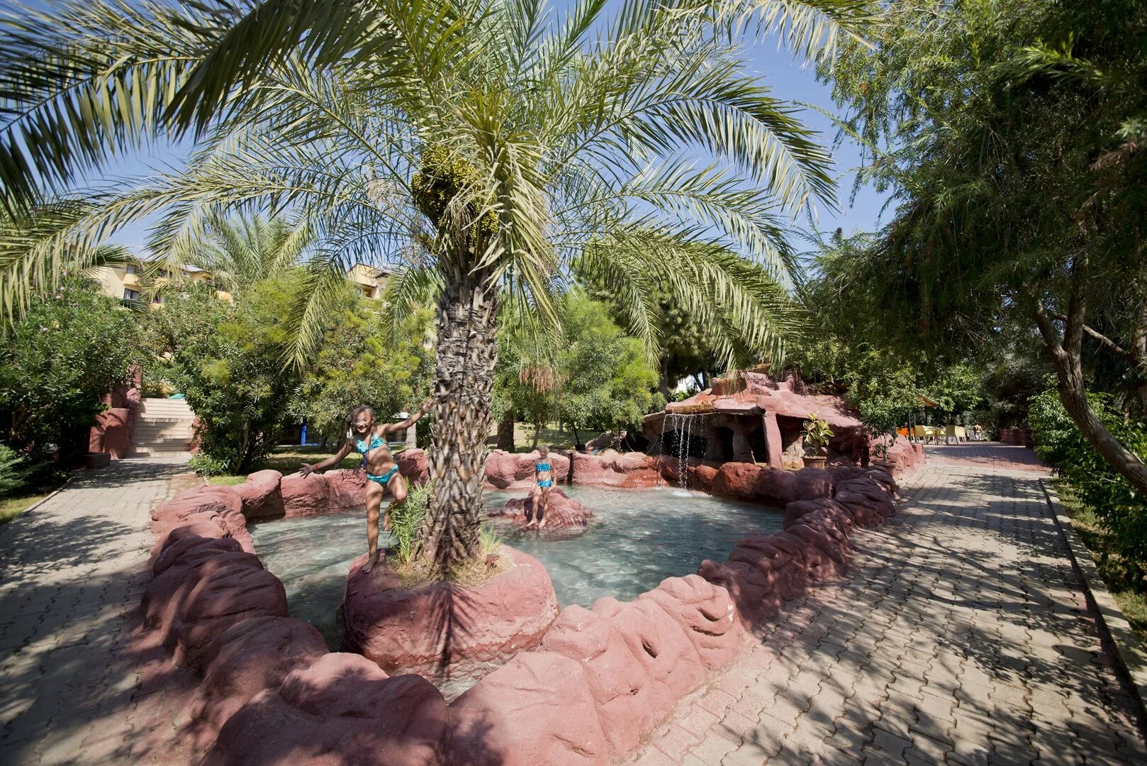 Mc mahberi beach. Mahberi beach hotel алания конаклы. Mahberi beach hotel 4 турция. Отель mc mahberi beach. Mahberi beach hotel 4 турция.