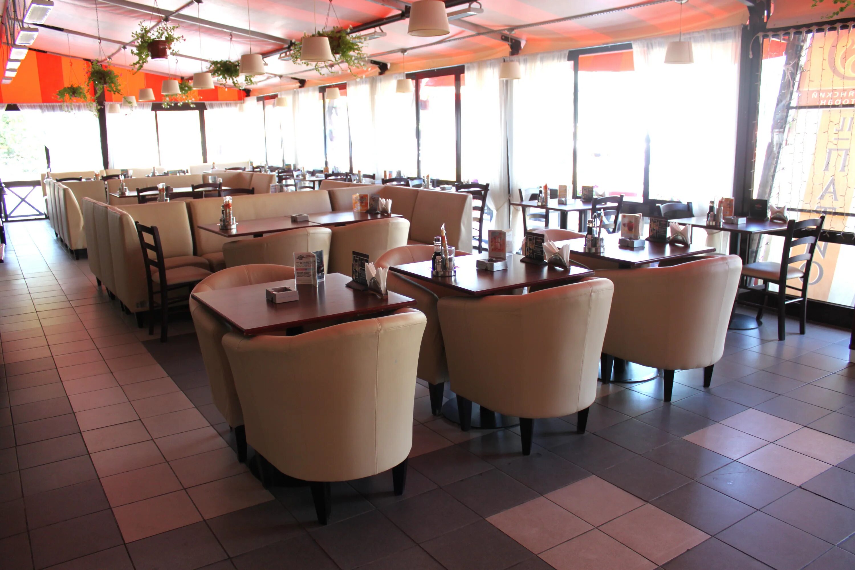 кафе лето кызыл. абакан ул. щетинкина 6 абакан. абакан крылова 66 тц европа. планета абакан.