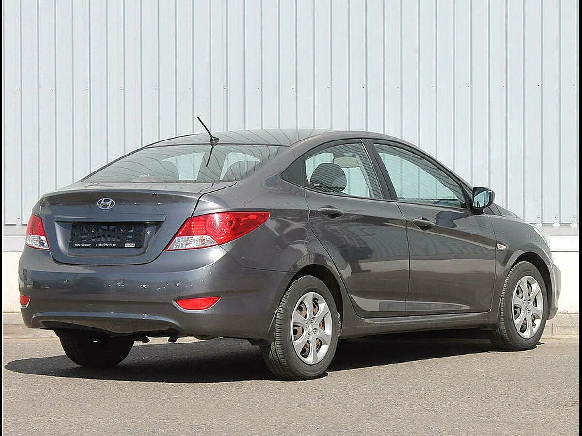 Hyundai solaris 1 поколение. хендай солярис 2011 черный. Hyundai solaris 2014. Hyundai solaris i 2012. Hyundai solaris i 2011.