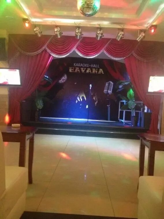 Караоке бар гавана улан-удэ. Банкетный зал улан-удэ гавана. Ресторан havana в улан-удэ. Гавана улан удэ. Гавана караоке улан-удэ.