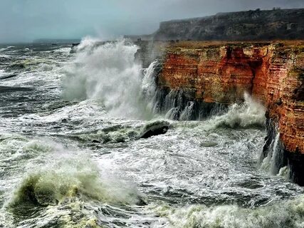 Wave crashed