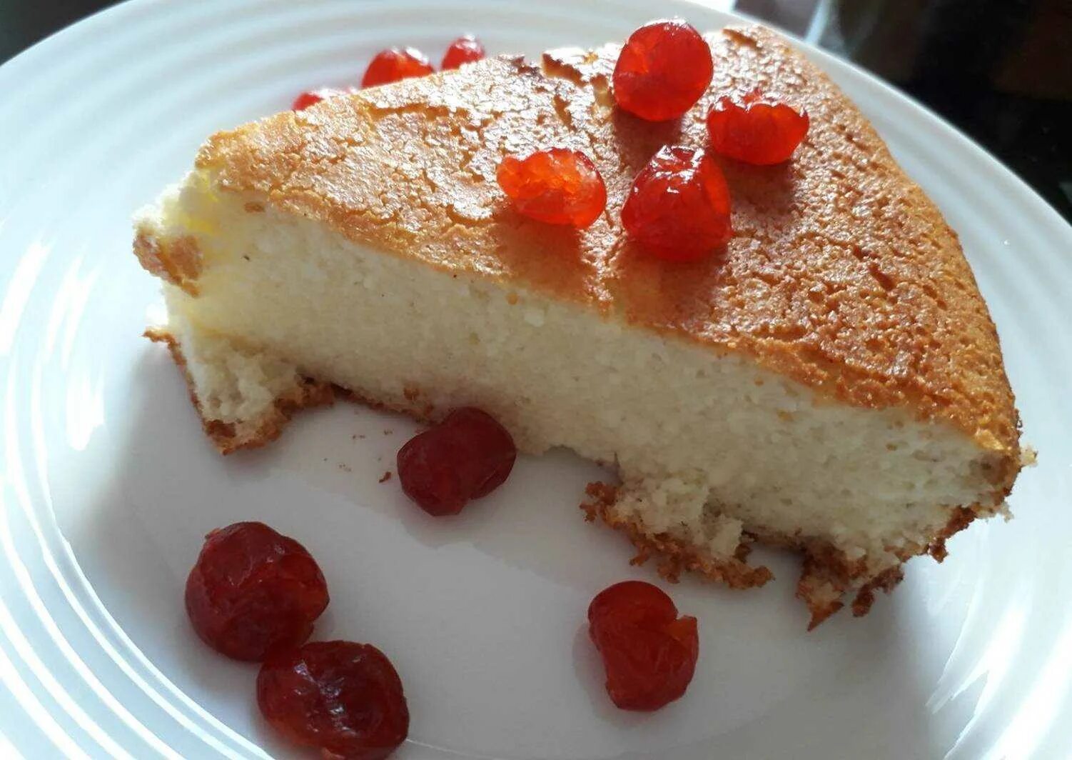 Вкусная творожная запеканка как в детском. Творожная запеканка белькович. манно творожная запеканка. кето творожная запеканка. творожно манная запеканка.