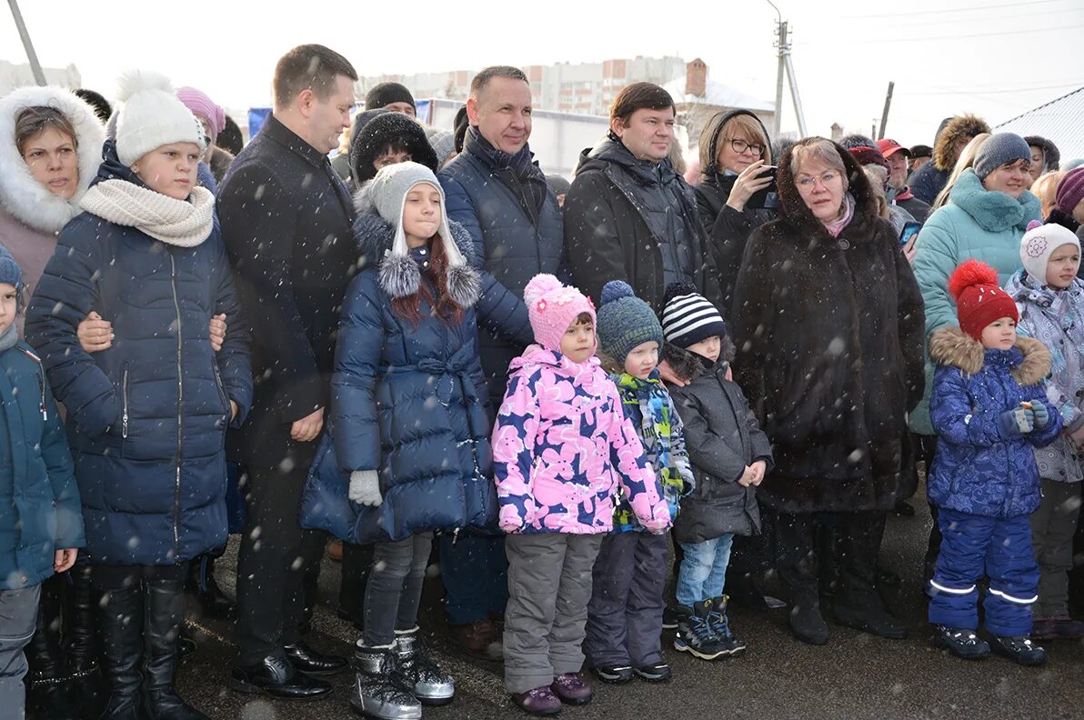 Работа в энгельсе сегодня. Вереница праздник в Саратове. События в г Энгельс. Региональный год Энгельса.