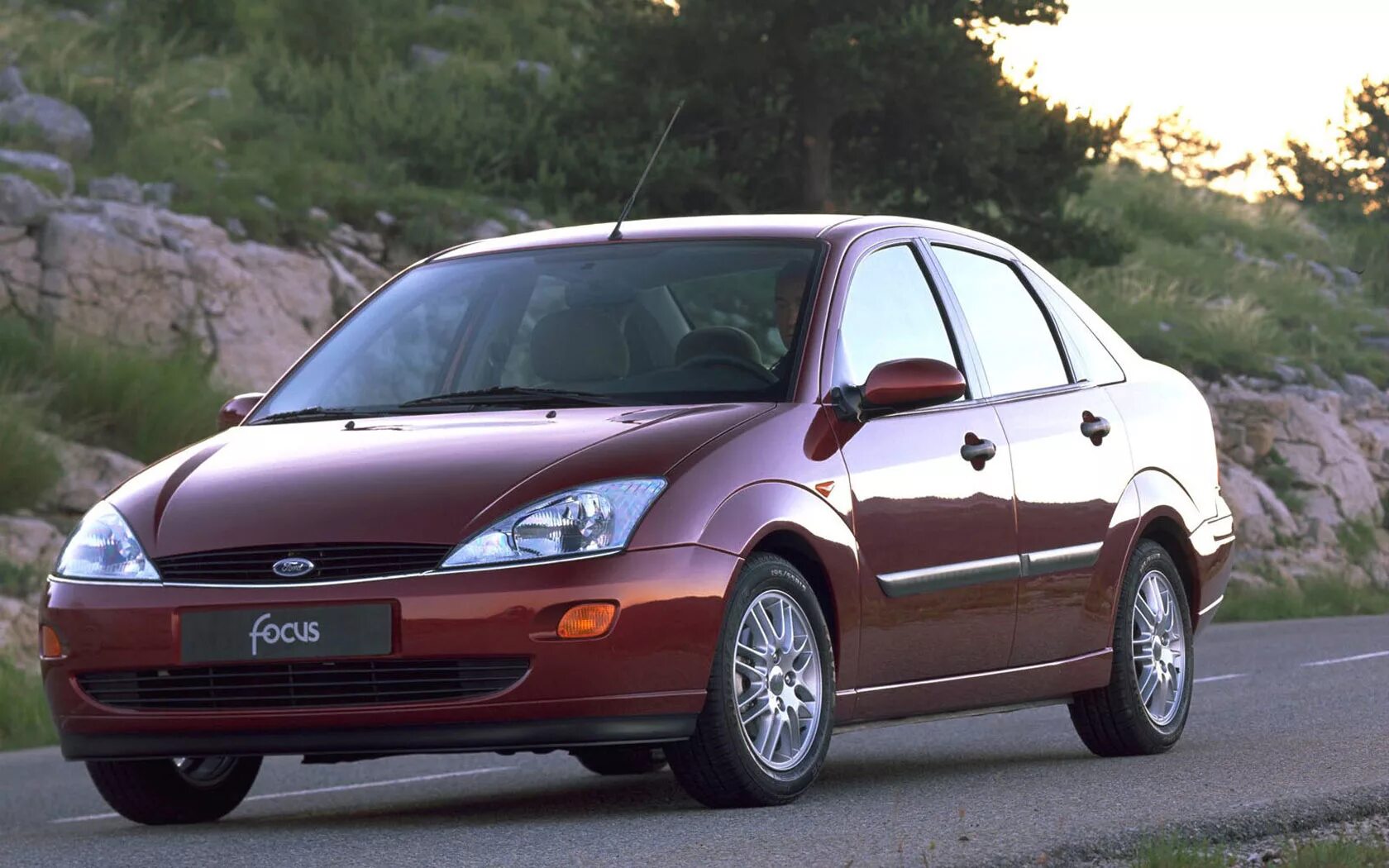 Ford Focus 1 седан. Ford Focus 1998-2004. Ford Focus 1998. Ford Focus 1.6
