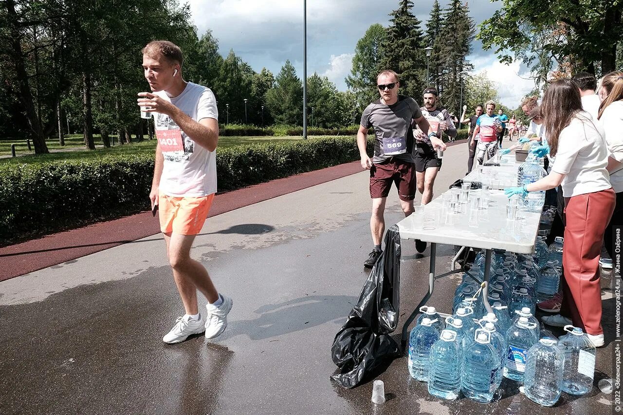 Врач на дом зеленоград zelenograd zapoy su. Полумарафон Зеленоград. Зеленоградский полумарафон трасса. Полумарафон Лужники 2022.