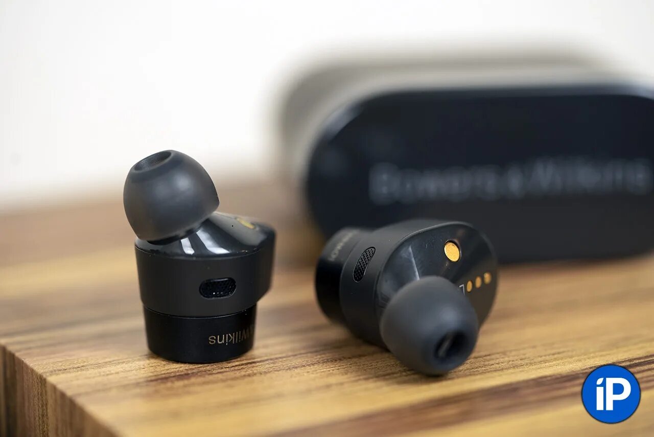 Bowers wilkins pi7 s2. Bowers wilkins 626. bowers wilkins 8000.